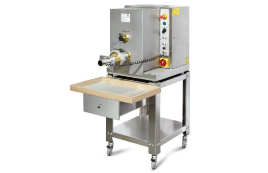 PM30_presse_a_pates_professionnelle_extrudeuse_fusillis_525