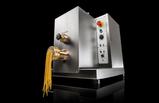 Machine à pâtes PM18 sous un autre angle machine_a_pates_restauration_restaurant