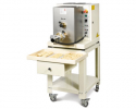 Machines à pâtes artisanales PM18 en version standard, simple et efficace machine_a_pates_restaurant_presse_extrudeuse_fabricant