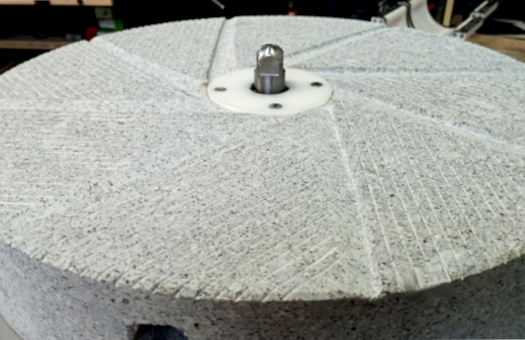 La mouture douce sur meule de pierre naturelle granit meule_de_moulin_a_farine