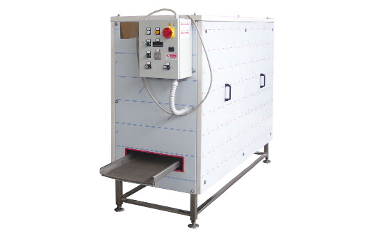 Pré-sécheur TS100 livré avec un film protection pour ses panneaux en INOX pre-secheur-production-pates-alimentaires